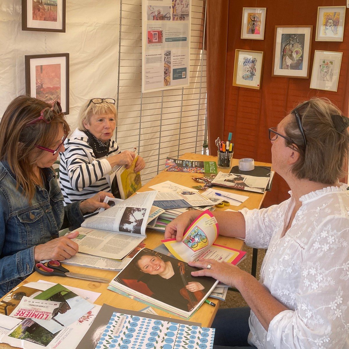 Atelier collage en cours
